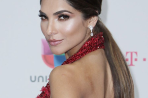 Alejandra Espinoza 