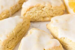 mini-lemon-scones-2-of-7-640x959.jpg