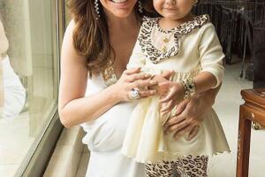 Verónica Castro y su nieta Rafaela