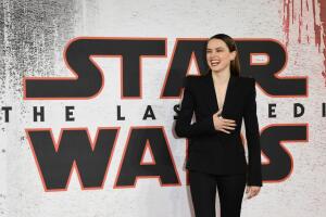 daisy_ridley_en_gala_de_star_wars_2.jpg