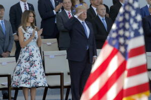 Trump se inspiró en la celebración parisina del Día de la Toma de la Bastilla de 2017.