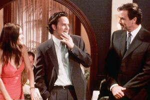 Cox Arquette, Matthew Perry y Tom Selleck en Friends