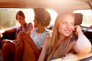 viagem-amigas-carro_1.jpg