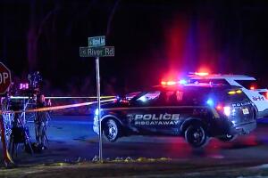 Abaten a sospechoso armado en Piscataway y descubren tres cuerpos dentro de una vivienda.