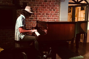 Sebastian Poza (5).png