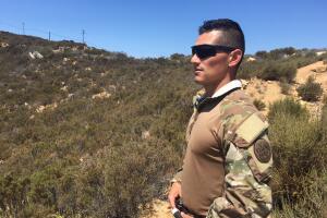 Patrulla Fronteriza en las montañas de Otay