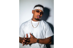 Myke Towers nominado premios juventud 2025