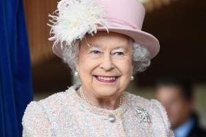 La Reina Isabel II ¿reptiliana?