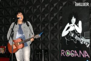 Rosana-lanza-8-lunas-1.jpg