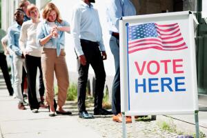 Fechas clave y cómo registrarse para votar en las elecciones de Nueva York 2025