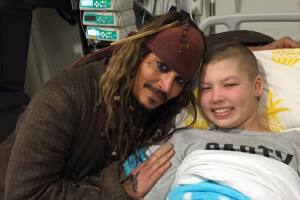 johnny_depp_hospital.jpg