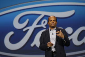 Raj Nair, presidente de Ford Motor Co. para América del Norte, deja su cargo tras investigación sobre presunto comportamiento sexual inapropiado. 