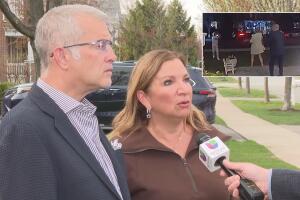 Pareja es asaltada frente a su casa en Illinois y todo quedó captado en video: “Pensé que era mi hijo”