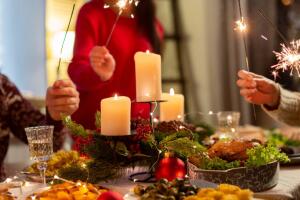 Cómo manejar el estrés emocional durante las fiestas