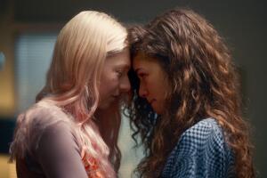 zendaya-hunter-schafer-euphoria-2019-1.jpg
