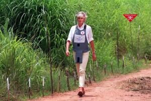 grosby diana minas.jpg