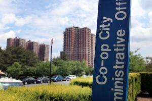 Union Workers Strike At Nation's Largest Housing Development In The Bronx