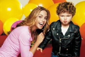 José Manuel es el hijo mayor de Lucero y Mijares.