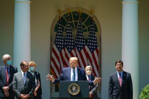 US-health-virus-politics-TRUMP