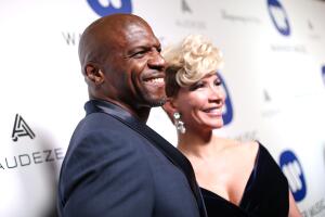 El actor Terry Crews, acompañado de su esposa Rebecca King