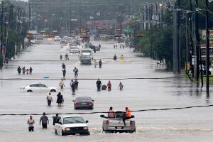 Una calle anegada en Houston.