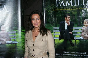 DIANA GOLDEN 8.jpg