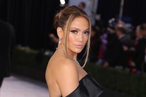 jennifer-lopez-cambio-de-look-2020.jpg