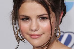 Univision Premios Juventud Awards - Arrivals