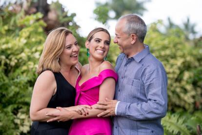 Andrea Chediak Se Caso Por El Civil Y Mostro Las Romanticas Fotos Del Album De Su Boda Shows Despierta America Univision Check out nacionalidad's art on deviantart. andrea chediak se caso por el civil y