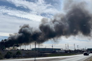 bodega-metal-chatarra-incendio-San-Antonio