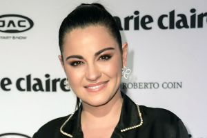 maite-perroni-actriz-.png
