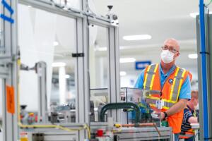 GM Prepares Warren Facility to Manufacture Face Masks