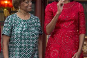 Michelle Obama y su madre Marian Shields Robinson