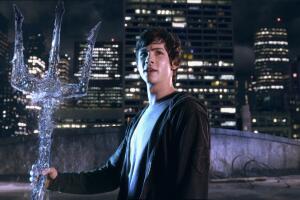 Percy Jackson y el ladrón del rayo.jpg