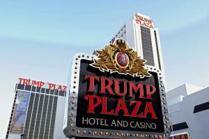 trump_plaza_09b.jpg