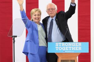 Bernie Sanders apoya a Hillary Clinton