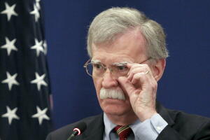 Bolton es considerado un político de línea dura en asuntos de seguridad nacional.