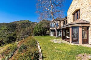 Meghan and Harry reportedly bought Mel Gibson's mansion