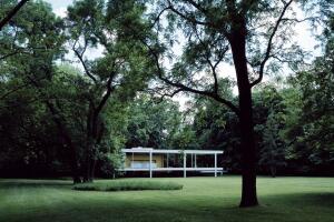 Farnsworth House, designed and constructed by modernist architect Ludwig Mies van der Rohe between 1