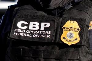 CBP Laredo Del Río Hidalgo puentes internacionales arrestos abuso sexual infantil órdenes de arresto Texas