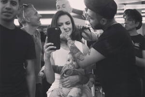 Silvia Navarro hijo León Casanova