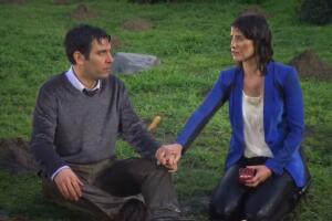 Robin con Barney en ‘How I Met Your Mother’.jpg