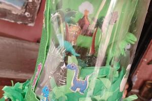 Papás mexicanos presumen el diseño del 'sombrero loco' de sus hijos