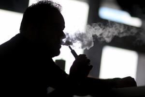 Top US Tobacco Companies Enter E-Cigarette Market