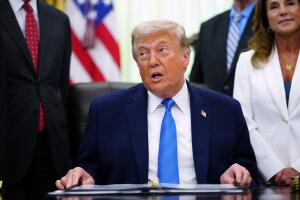 El presidente Donald Trump en el Despacho Oval de la Casa Blanca habla sobre el T-MEC