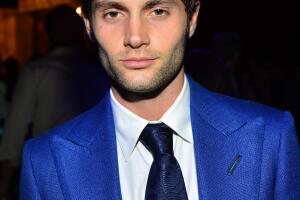 penn_badgley-you-gossip3.jpg