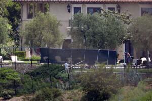 EXC Prince Harry - Meghan Markle Mansion