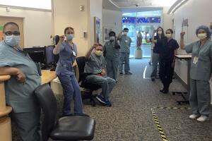 Coronavirus enfermeras suspendidas UCLA