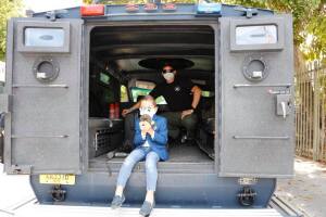 Niño policia/ninopolica.jpg