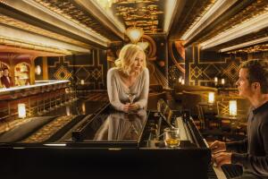Jennifer Lawrence y Chris Pratt en Passengers 2016 Grosby (1).jpg